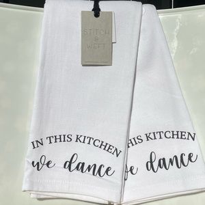 🔥5/$25🔥Stitch & Weft Terry Cloth Kitchen Towels “In This Kitchen We Dance”